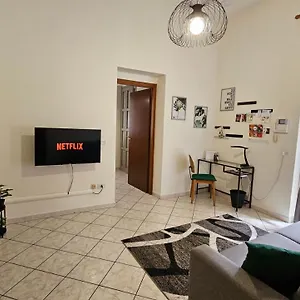 https://appartamento-comodo-centrale-e-parcheggio-interno.it-lombardy.com